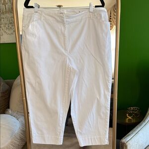 St. John's Bay Stretch Cotton Capri Pants